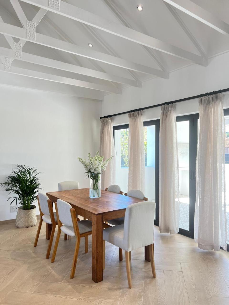 Chasselas Self Catering Cape Town Exterior photo